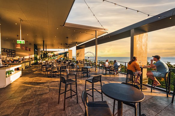 Sunset hour at rooftop bar and restaurant Oak & Vine. 