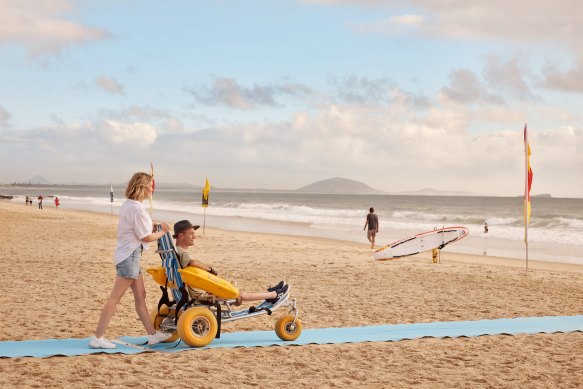 An access mat ensures everyone can enjoy the beach.