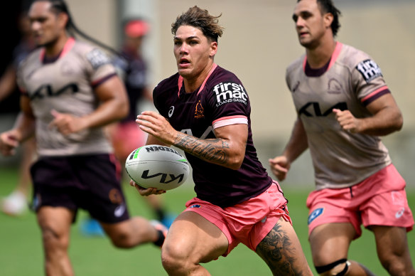 Reece Walsh breaks away from the defence during a Brisbane Broncos training session at Gilbert Park last week. 