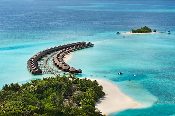 Overwater villas at Anantara Dhigu.