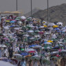 At least 550 people die from extreme heat during Muslim pilgrimage