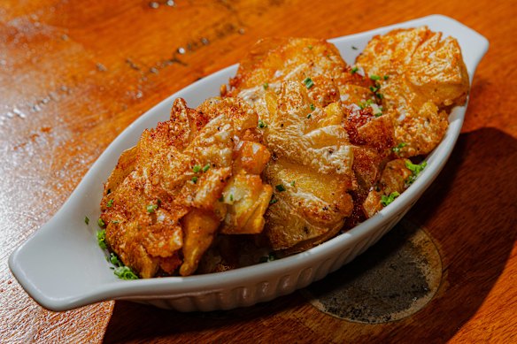 Orinoco smashed fried potatoes.