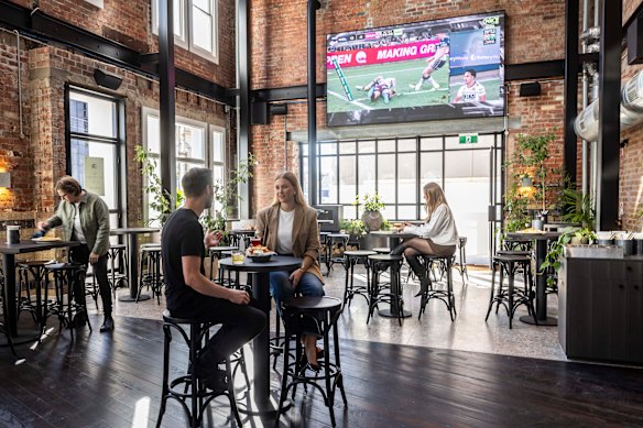 The enclosed beer garden features a 400-centimetre screen.