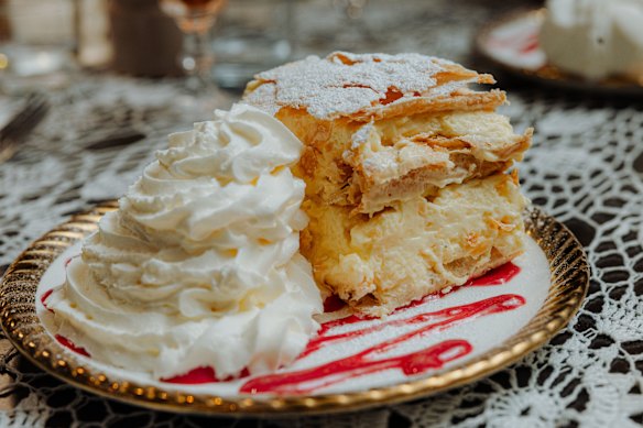 The “Polish vanilla slice” is a must. 