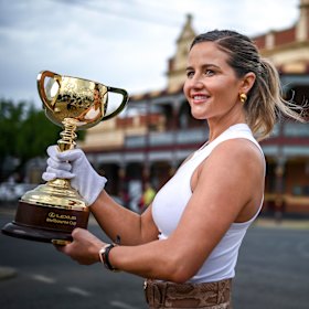 Michelle Payne won the 2015 Melbourne Cup aboard Prince of Penzance.
