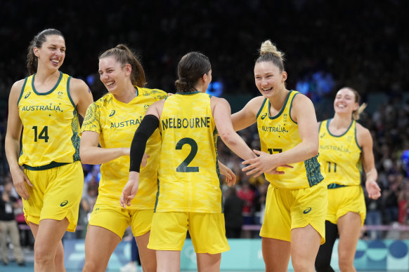 The Opals advanced to a quarter-final showdown against Serbia on Wednesday.