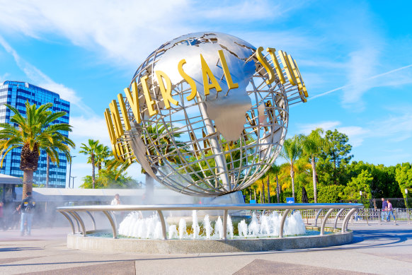 Universal Studios’ iconic globe at the main entrance.