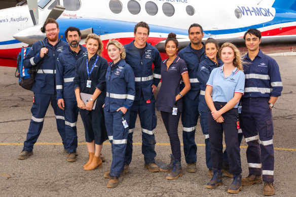 The cast of RFDS.