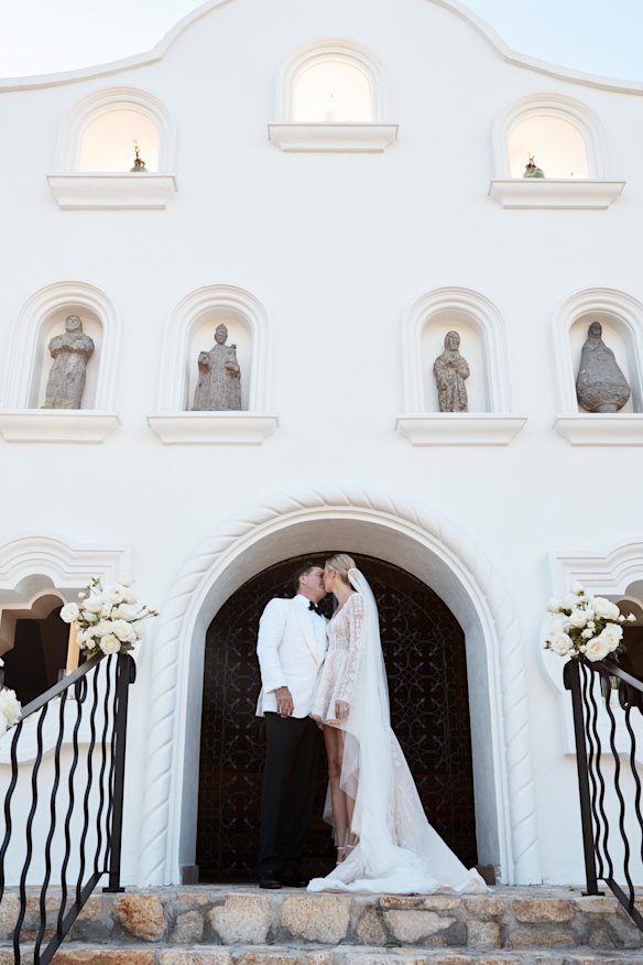 Karl Stefanovic and Jasmine Yarbrough at their wedding ceremony in Mexico. 