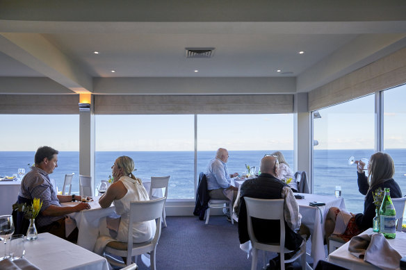 Jonah’s overlooks Whale Beach.