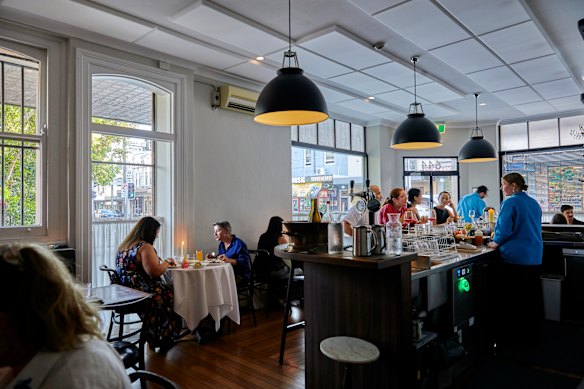 South End foi inaugurado no extremo sul da King Street. 