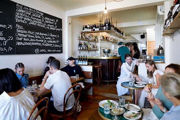 10 William Street's convivial atmosphere.