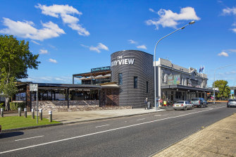 Publicans Arthur and Stuart Laundy have purchased the Bayview Hotel on the Brisbane Waters harbour front in Woy Woy on the NSW Central Coast