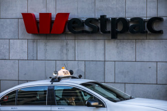 Until now, Westpac employees were not allowed to discuss salaries with their colleagues. 