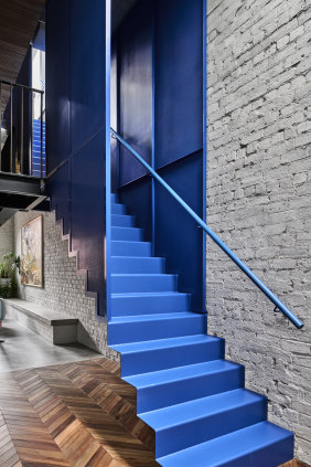 Cobalt's blue was used on the new Steel scale.