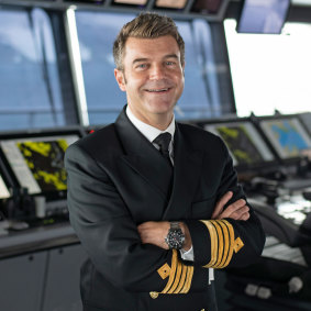 Căpitanul Erwan Le Rozic Scenic.
