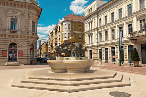 The Millennium Fountain in the heart of Szeged.