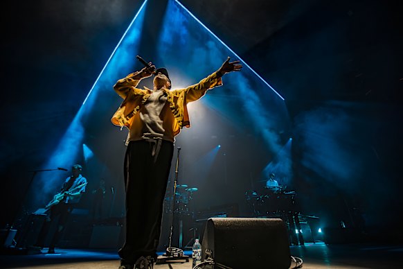 Ryan Tedder and OneRepublic in full flight at Qudos Bank Arena. 