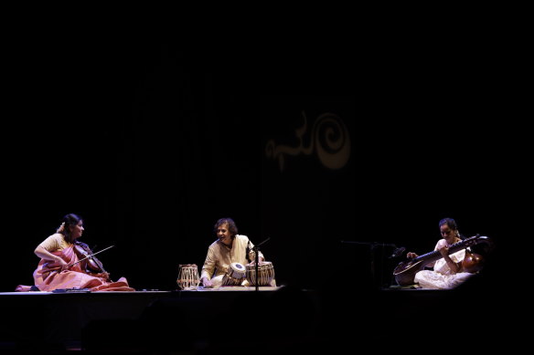 Kala Ramnath, Zakir Hussain and Jayanthi Kumaresh at an earlier Triveni performance.