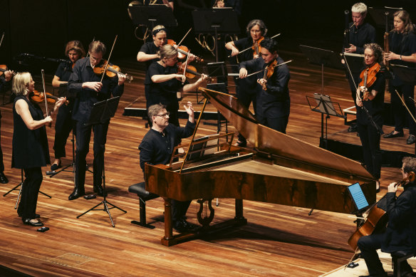 Kristian Bezuidenhout made the Graf piano sing in this performance.