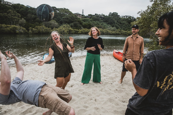 Outdoor counselling session led by Human Nature therapeutic mentor Sally McAdam, program manager Jen Parke and founder and therapeutic lead Andy Hamilton in Ballina. 