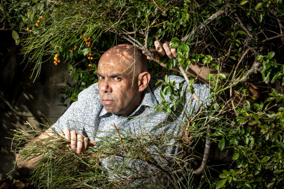 Indigenous poet-performer Steven Oliver urges us to consider Australian history through fresh eyes in the documentary Looky Looky Here Comes Cooky. 
