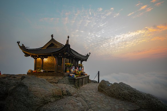 Yen Tu Mountain is the birthplace of Vietnamese Zen Buddhism.
