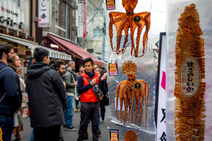 Tsukiji Outer Market Thrives: Tokyo’s Fish Market Lives On