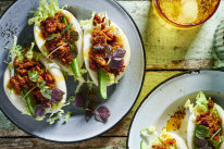 Chilli pork bao with cucumber.