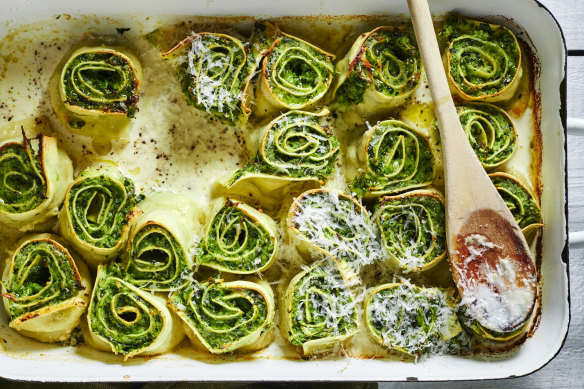 Super-green pasta rotolo.
