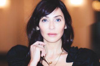 Torn Again Natalie Imbruglia S New Album Proves She S Still In The Game