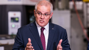 PM pledges 1.3m jobs in five years after Albanese’s rates blunder