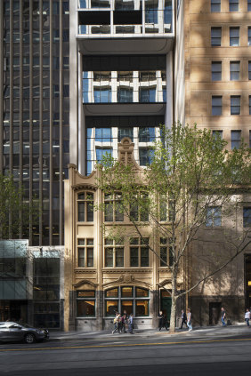 With only just over 11 metres in width to work with, Bates Smart has managed to create 259 apartments over 40 levels.