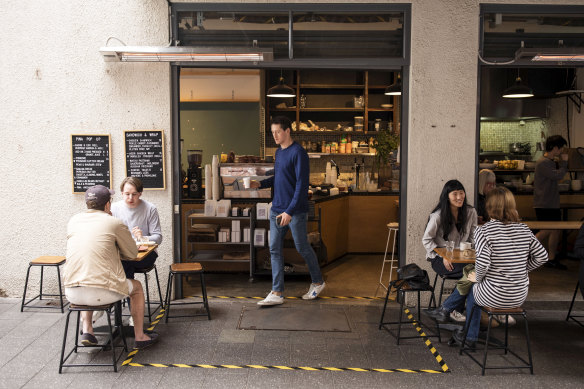 If you spot a crowd gathered in Llankelly Lane, there’s a good chance they’re gathered for this beloved breakfast spot.