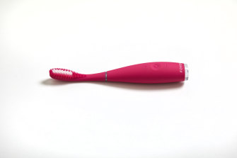 Swedish Foreo Issa 3.