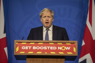 Boris Johnson believes Britain can “ride out” Omicron without restrictions. 