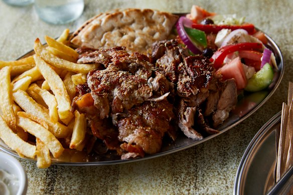 Mixed yeeros plate with pork and lamb.