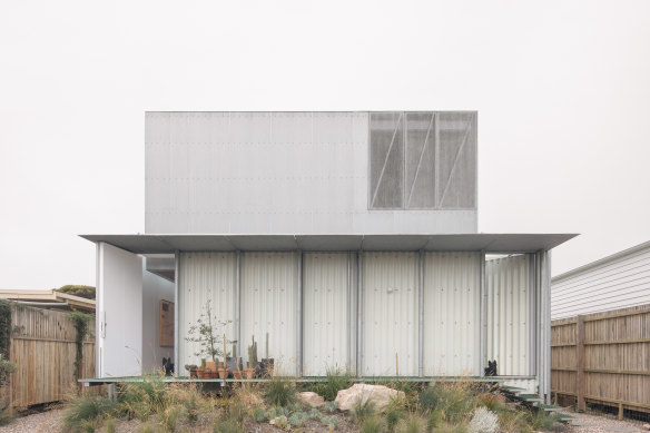 AB House is a vacation home that plays with materiality. 
