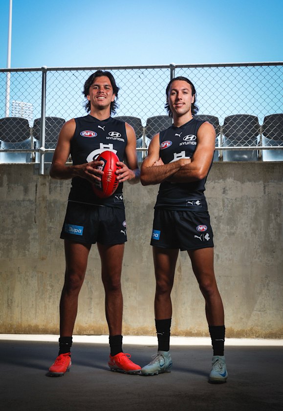 Elijah (left) and Ollie Hollands.