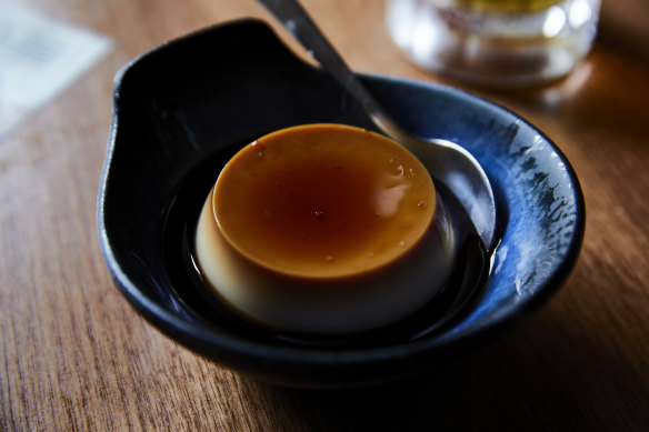 A nicely wobbly creme caramel.