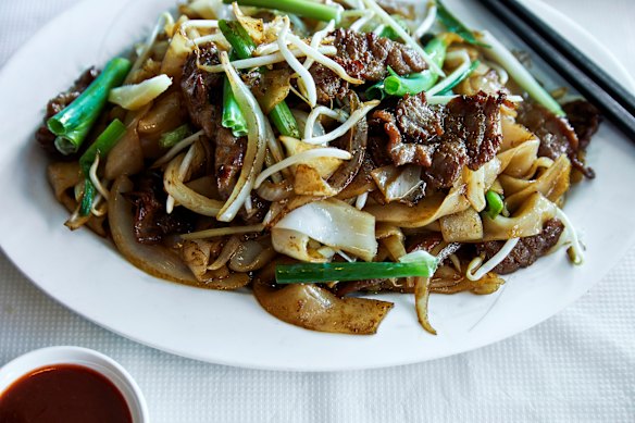 Beef hor fun.