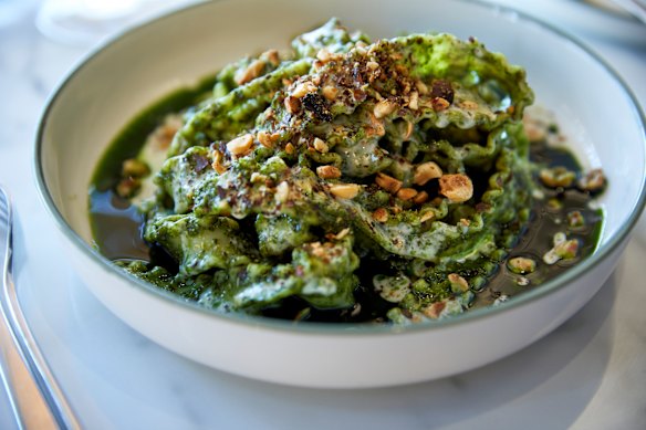 Mafaldine with pesto.
