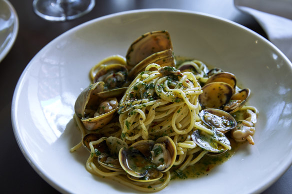 Garlicky spaghetti and clams.