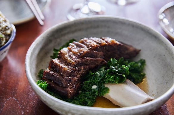 Smoked beef short rib, sauteed kale and mountain pepper.