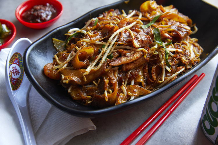 Char kwai teow at Malay-Chinese in Circular Quay.