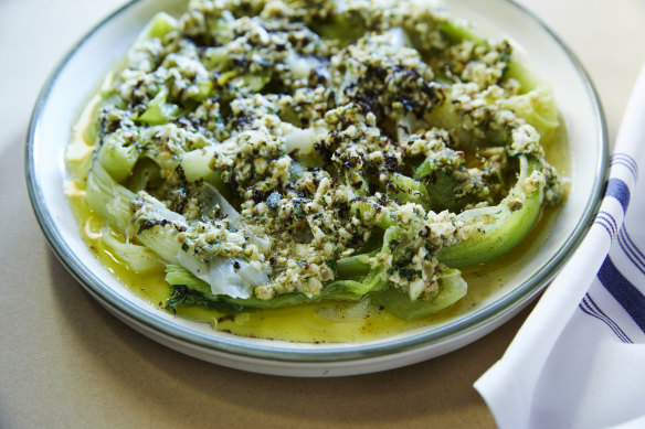 A salad of “flaccid” warm leeks and truffle lacks seasoning.
