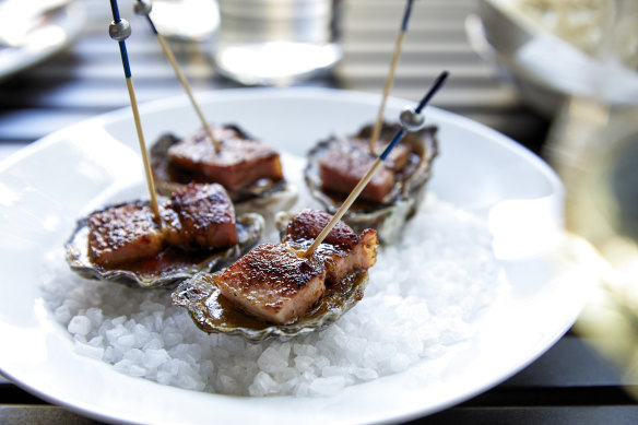 Oysters Kilpatrick.