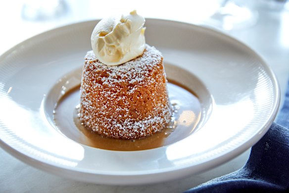 Steamed honey sponge.