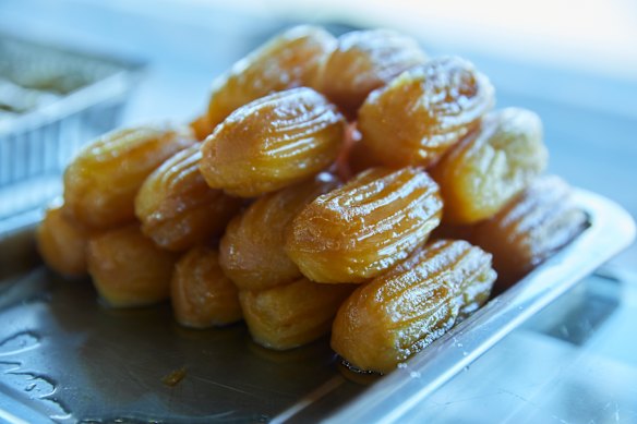 Athena Cake Shop serve traditional Greek biscuits and pastries. 