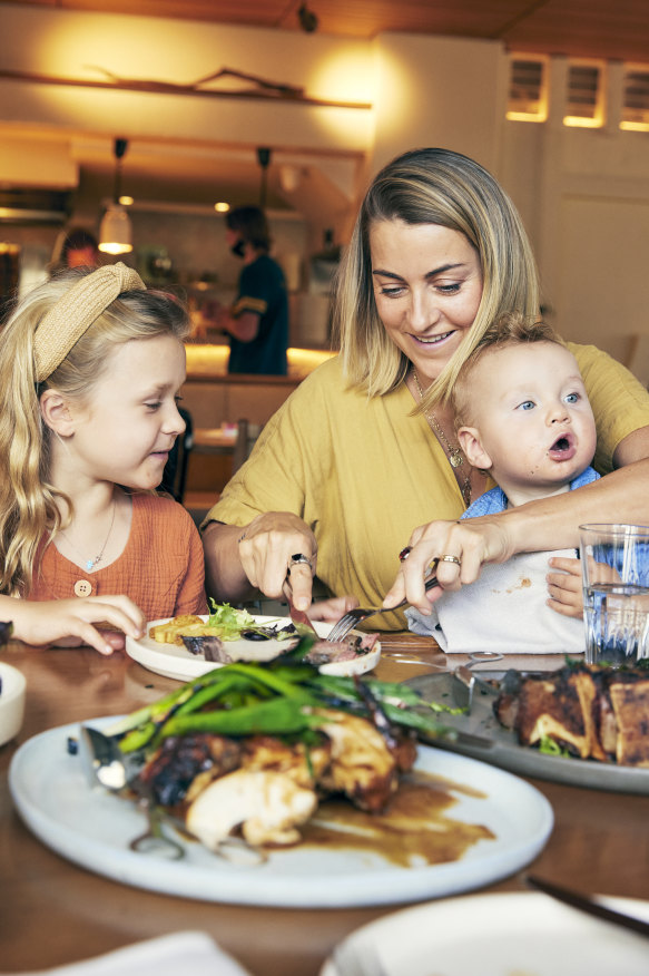 Mother’s Day at Harbord Hotel Freshwater.